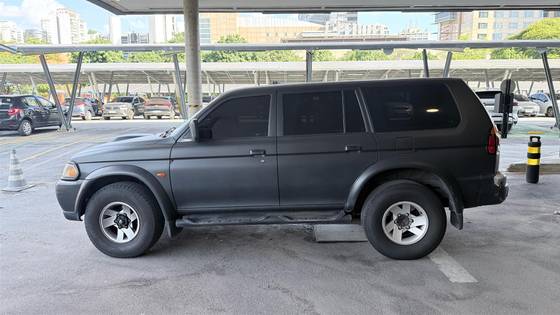 MITSUBISHI PAJERO 2.8 GLS 4X4 8V TURBO DIESEL 4P AUTOMÁTICO MITSUBISHI PAJERO 2.8 GLS 4X4 8V TURBO DIESEL 4P AUTOMÁTICO